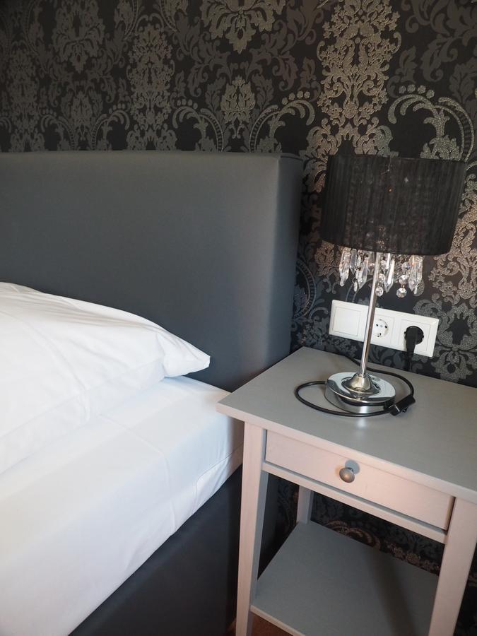 Hotel Kipphut Sarstedt Eksteriør billede